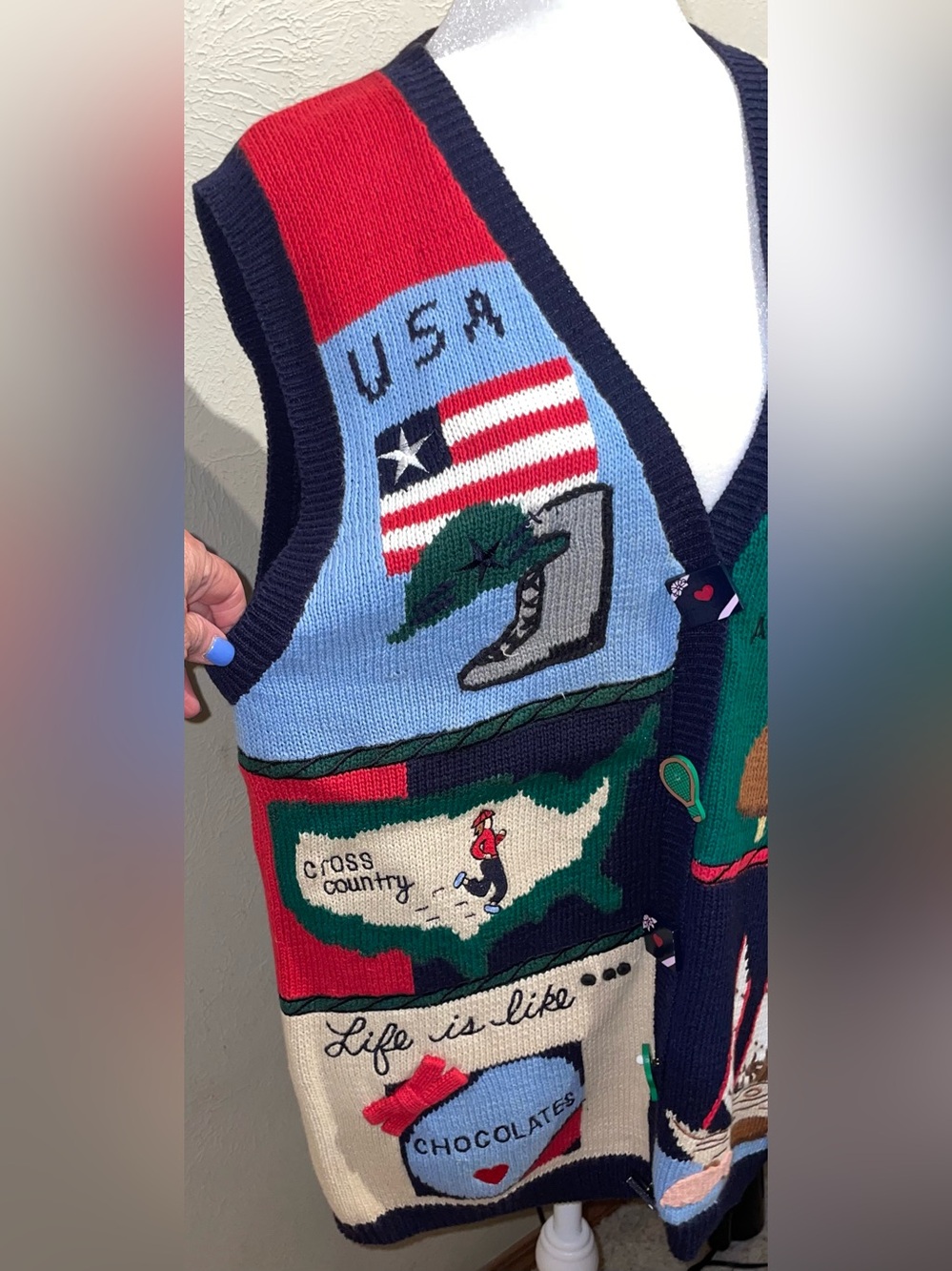 Eagle’s Eye Women Size M Vintage 1995 Sweater Vest Gump Life Is Like Chocolates - Picture 3 of 10
